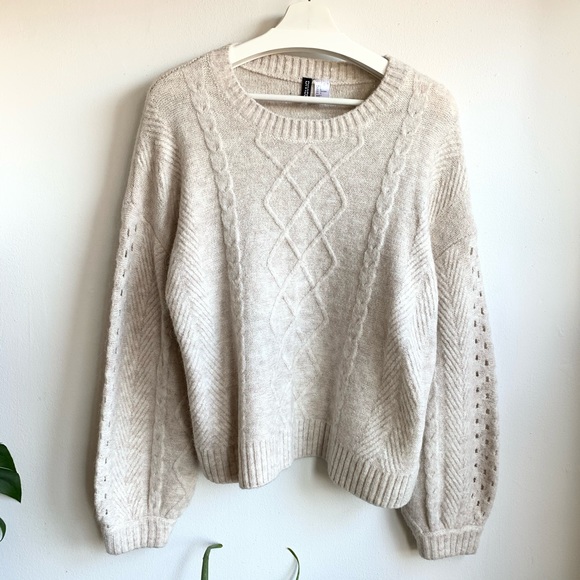 H&M Sweaters - H&M  cream cable knit alpaca wool sweater EUC